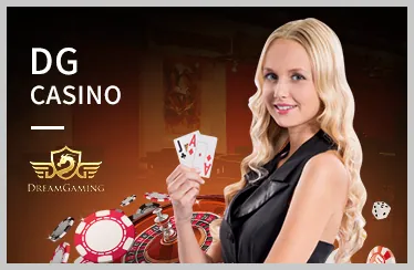 Hình ảnh người chơi đang phân tích chiến thuật trên bàn chơi game